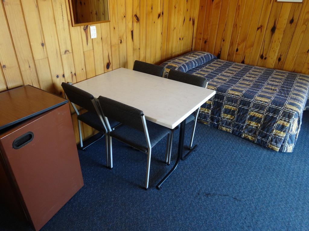 Waipapakauri Ninety Mile Beach Holiday Park الغرفة الصورة